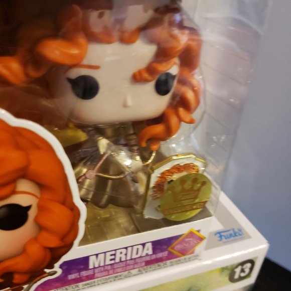 Disney Funkos Villains Train 13 Maleficient & 324 Merida with Exclusive Pin - Picture 2 of 9